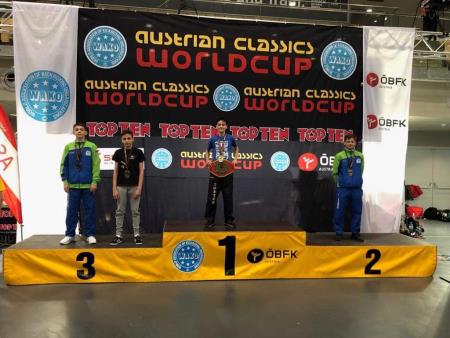 Klemen in Tomi stopnike